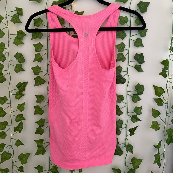 Lululemon Swiftly Tech Racerback - Picture 2 of 2